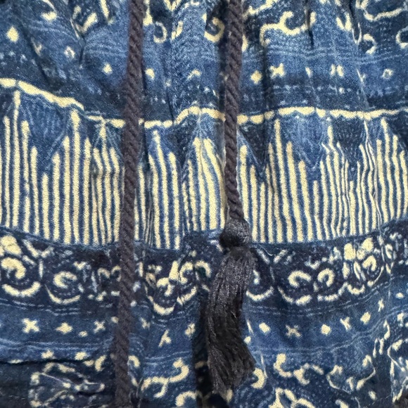 House of Harlow 1960 Easy Fringe Shorts Drawstring Abstract Print Blue White - Picture 7 of 7